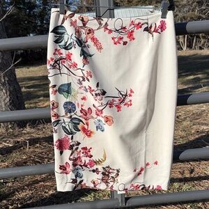 ANTONIO MELANI Cream Floral Pencil Skirt